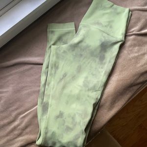 Lululemon align diamond dye Vista green